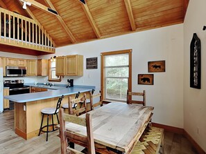 House (3 Bedrooms) | Property amenity - Howling Wolf Den by Taylor Made Deep Creek (Oakland)