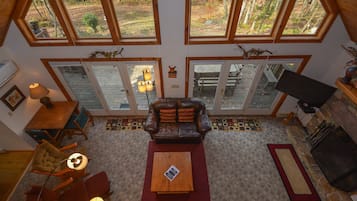 House (5 Bedrooms) | Property amenity