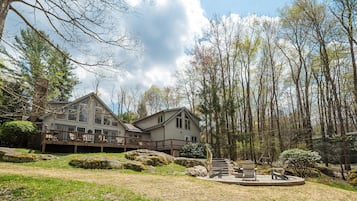 House (5 Bedrooms) | Property amenity