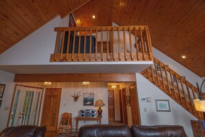 Casa (5 Bedrooms) | Servicio de la propiedad