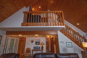 House (5 Bedrooms) | Property amenity