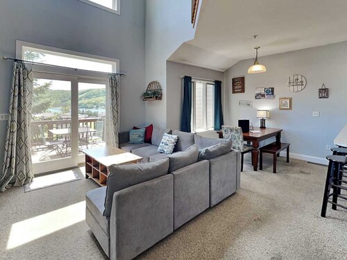 It's 5 O'clock Somewhere by Taylor Made Deep Creek