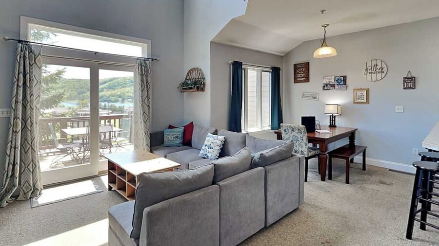 It's 5 O'clock Somewhere by Taylor Made Deep Creek