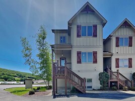 House (4 Bedrooms) | Property amenity
