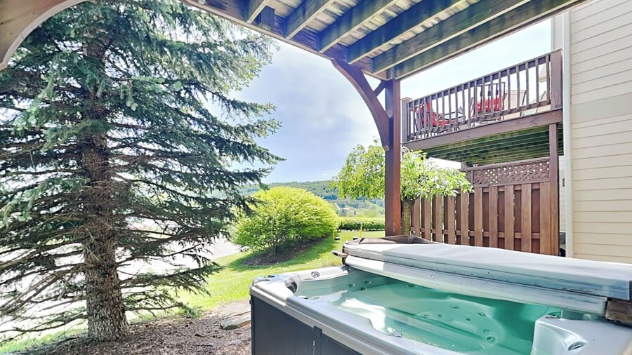 It's 5 O'clock Somewhere