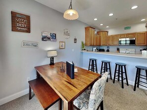 單棟房屋 (4 Bedrooms) | 住宿設施服務