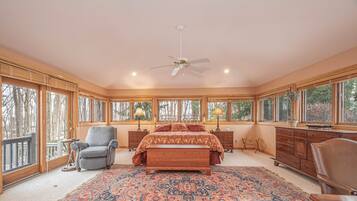 House (5 Bedrooms) | Property amenity