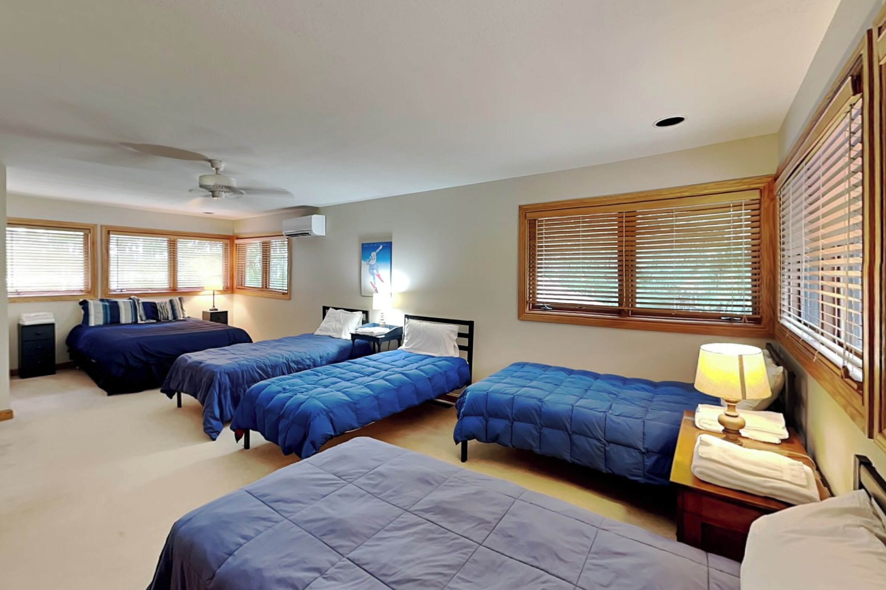 House (5 Bedrooms) | Property amenity
