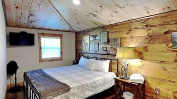 House (3 Bedrooms) | Property amenity