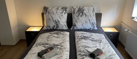 1 Schlafzimmer, Bügeleisen/Bügelbrett, Reisekinderbett, kostenloses WLAN