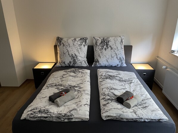 1 Schlafzimmer, Bügeleisen/Bügelbrett, Reisekinderbett, kostenloses WLAN