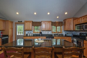 Property amenity - Keep Calm and Lake On by Taylor Made Deep Creek (Swanton)