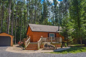 House (3 Bedrooms) | Front of property - Knotty Pines by Taylor Made Deep Creek (Oakland)