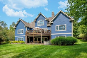 منزل (5 Bedrooms) | وسائل الراحة في المنشأة