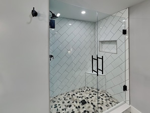 House (Multiple Bedrooms) | Property amenity