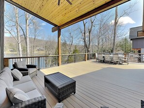 House (Multiple Bedrooms) | Property amenity - Lake Love by Taylor Made Deep Creek (McHenry)