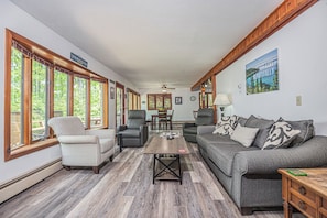 Casa (3 Bedrooms) | Servizio della struttura