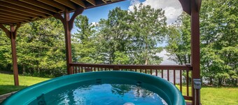 Lakeside Paradise