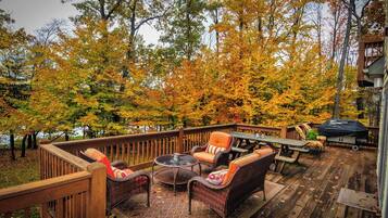 House (6 Bedrooms) | Property amenity