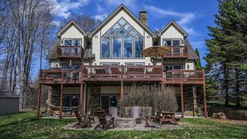 House (6 Bedrooms) | Property amenity