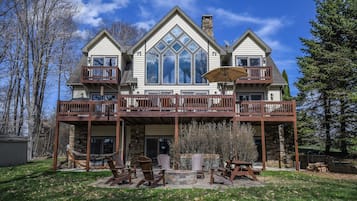 House (6 Bedrooms) | Property amenity