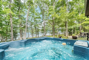 House (4 Bedrooms) | Property amenity