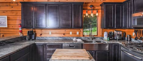House (5 Bedrooms) | Property amenity