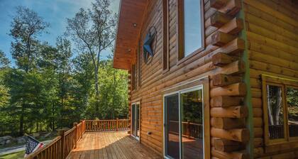 Lakestar Chalet by Taylor Made Deep Creek