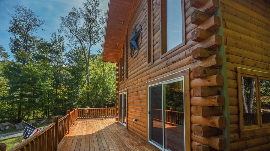 Lakestar Chalet by Taylor Made Deep Creek