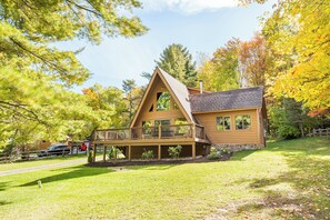 House (3 Bedrooms) | Property amenity - Lakeview Cottage by Taylor Made Deep Creek (Oakland)