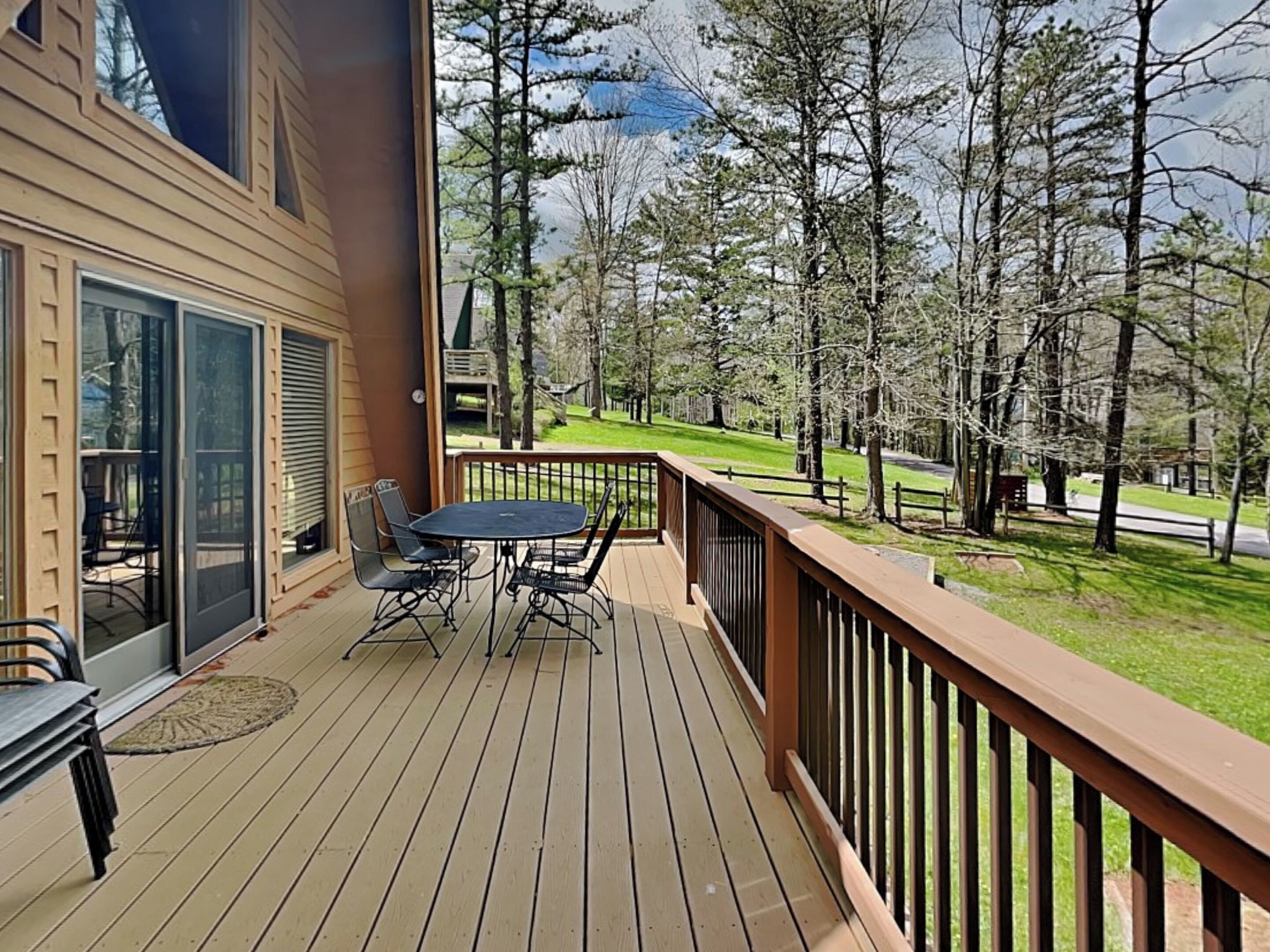 House (3 Bedrooms) | Property amenity