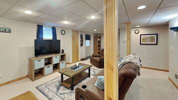 House (3 Bedrooms) | Property amenity