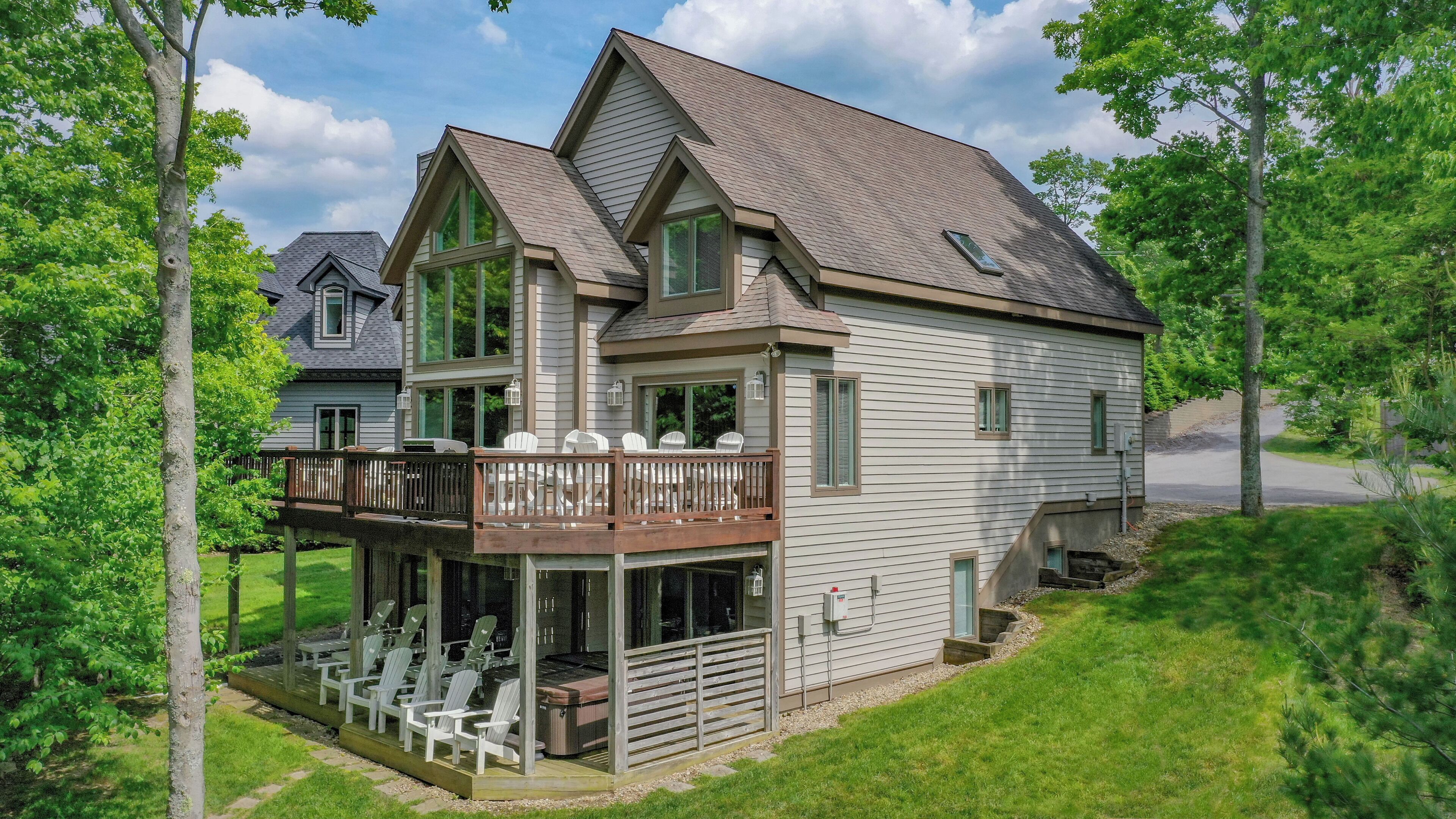 House (5 Bedrooms) | Exterior