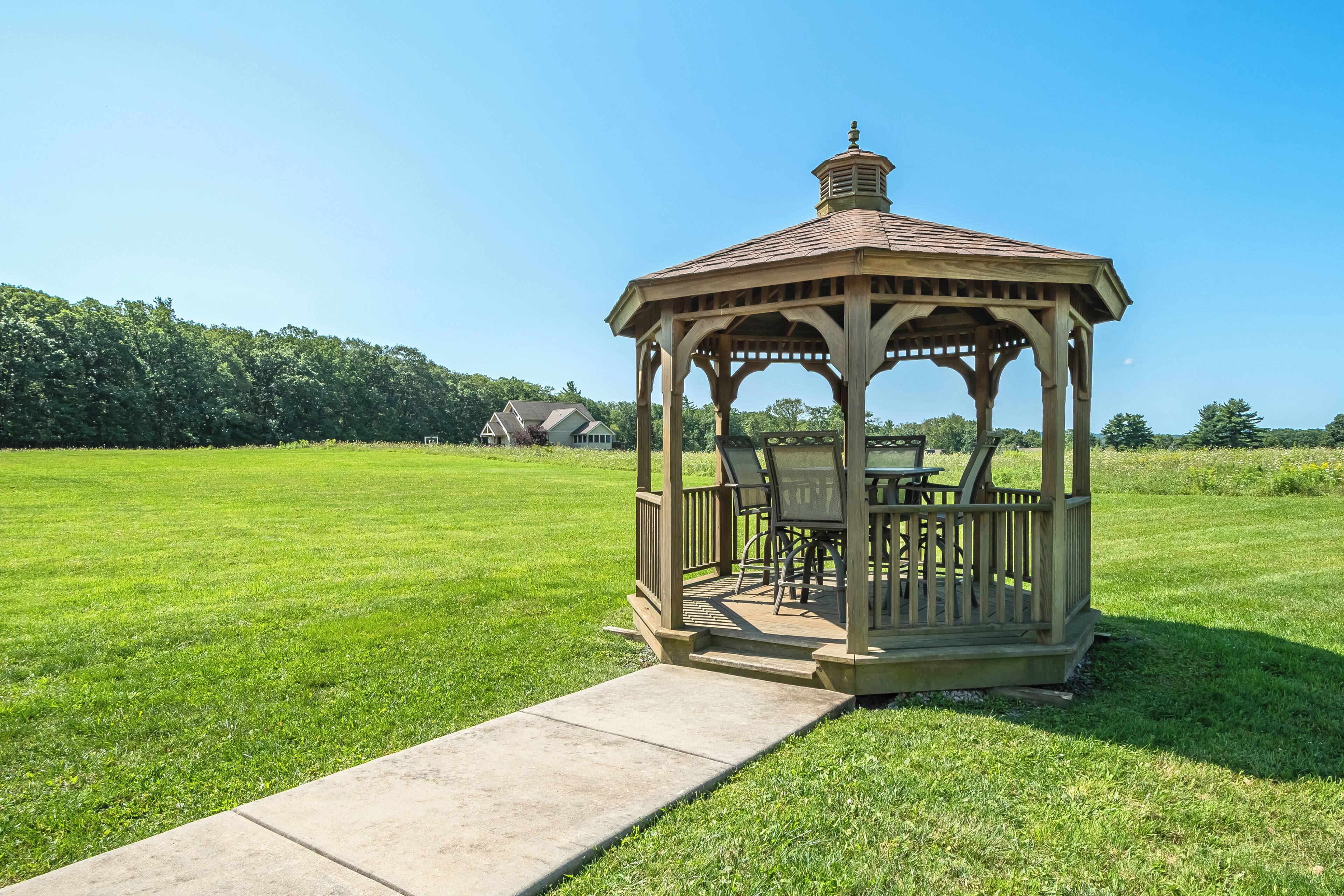 House (5 Bedrooms) | Property amenity