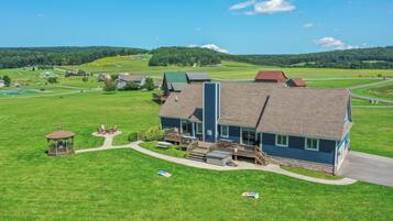 House (5 Bedrooms) | Property amenity