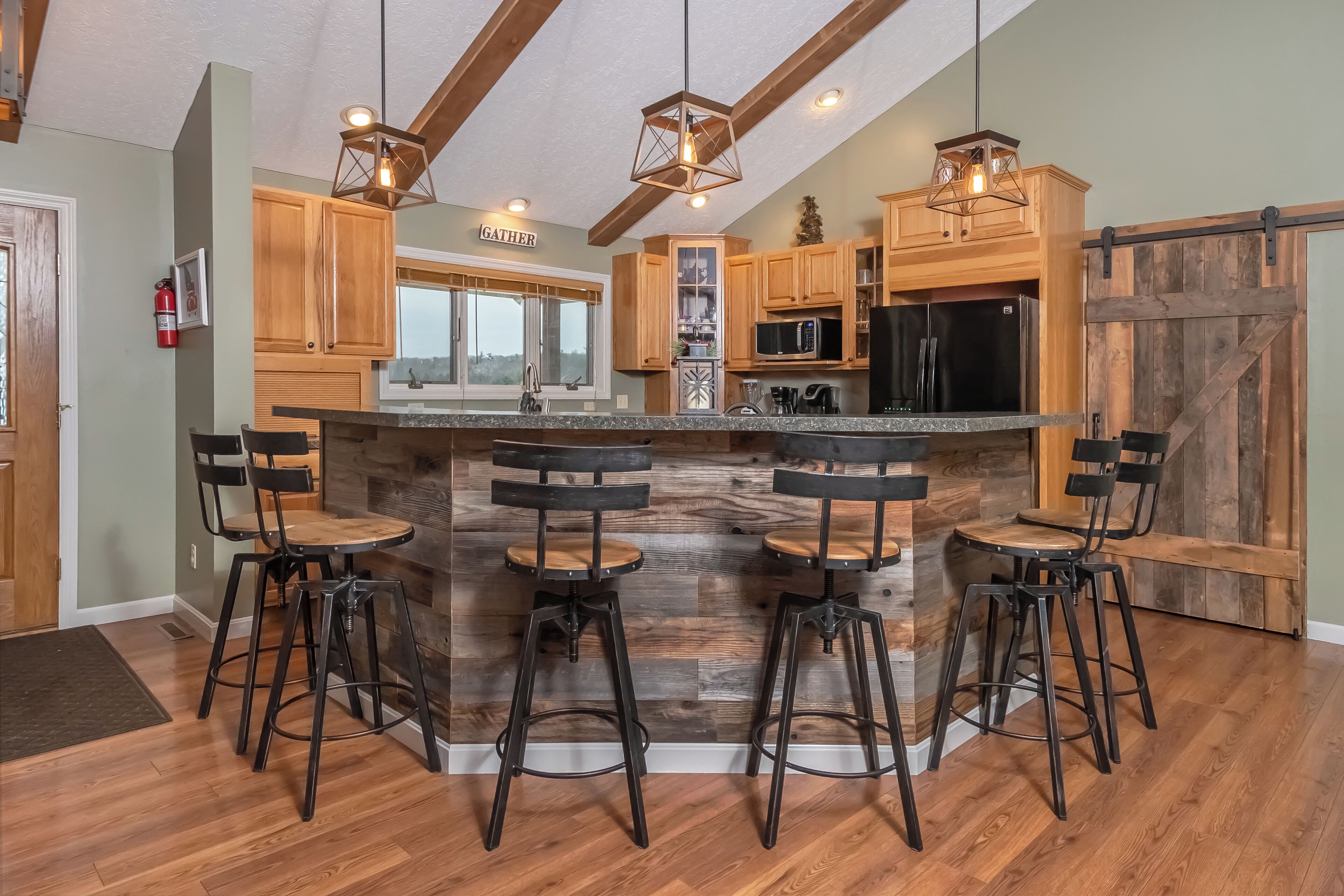 House (5 Bedrooms) | Property amenity