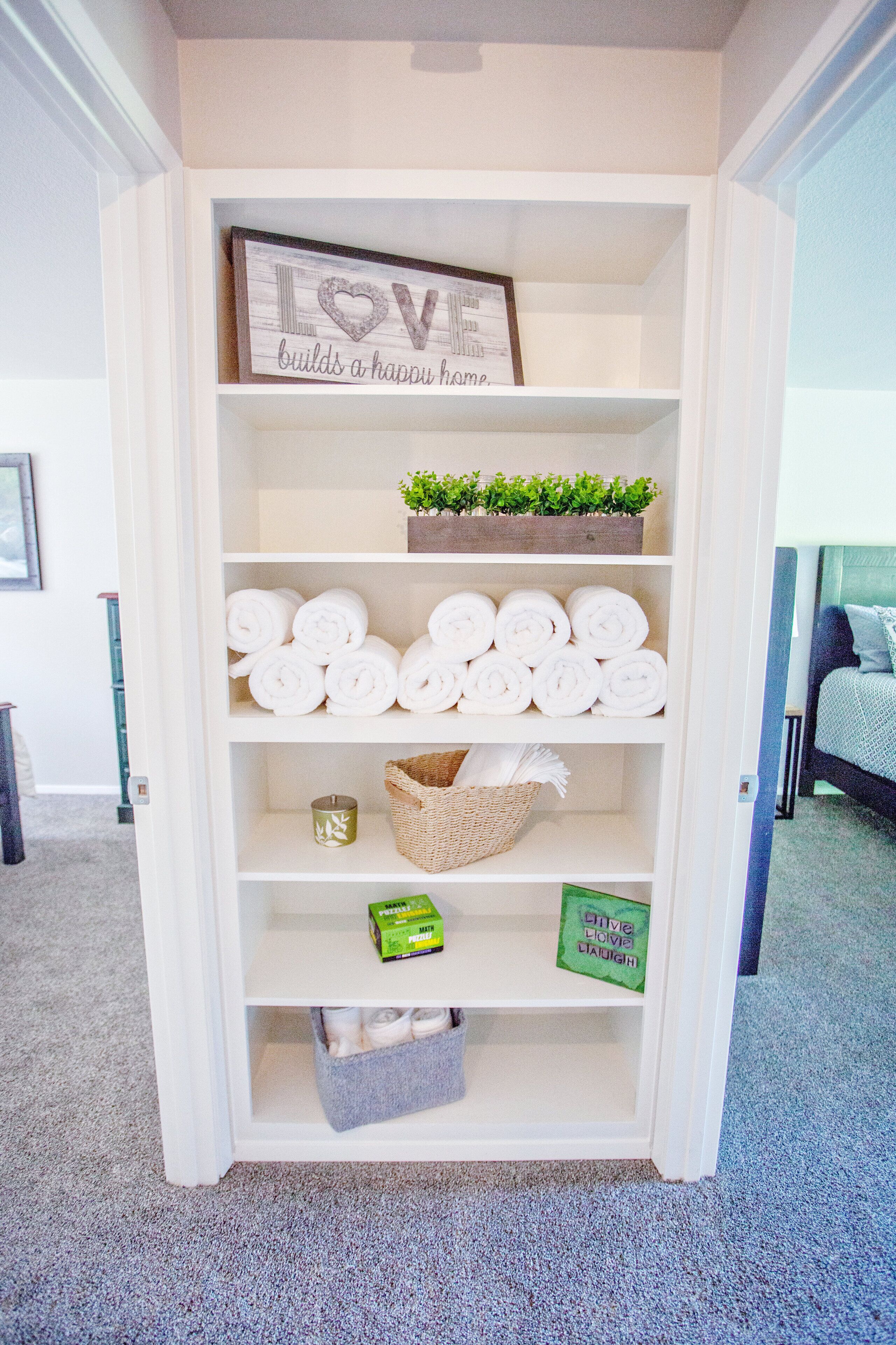 المنشأة من الداخل