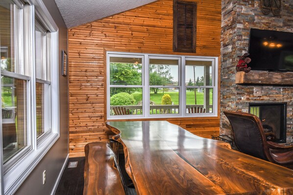 Casa (5 Bedrooms) | Servicio de la propiedad