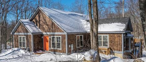 House (5 Bedrooms) | Front of property