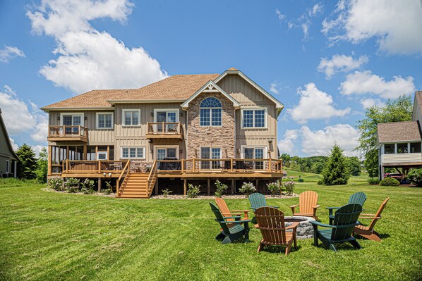 House (5 Bedrooms) | Property amenity