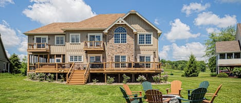 House (5 Bedrooms) | Property amenity