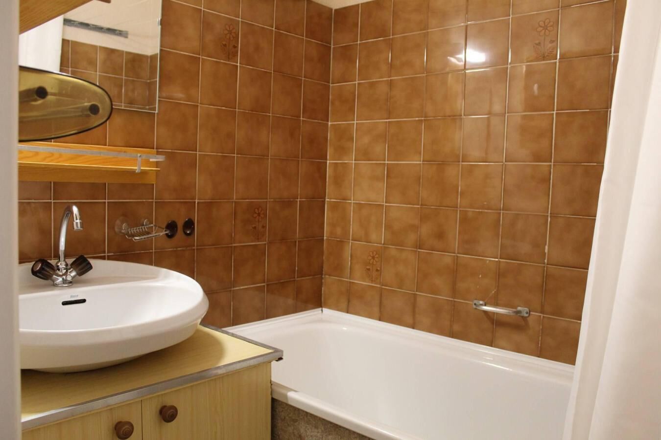 50m from ski slopes, 1st floor, tv, ski locker, 26m², Risoul