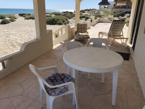 Outdoor dining - Sandy Feet Retreat (Puerto Penasco, Rocky Point)