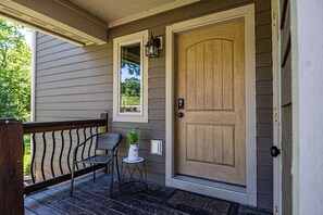 Studio (3 Bedrooms) | Property amenity