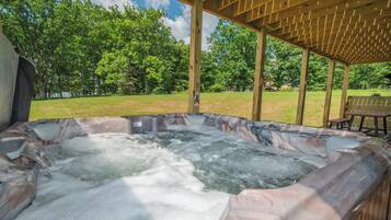 House (5 Bedrooms) | Property amenity