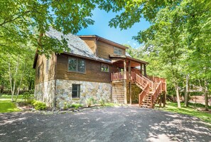 House (4 Bedrooms) | Property amenity - Main Street Connection by Taylor Made Deep Creek (McHenry)