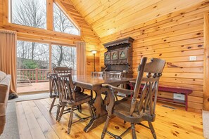 House (4 Bedrooms) | Property amenity