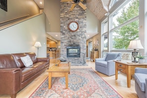 House (4 Bedrooms) | Property amenity