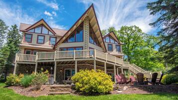 House (Multiple Bedrooms) | Front of property