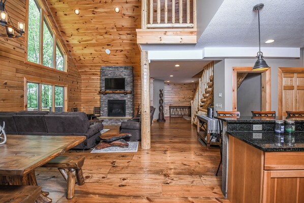 House (5 Bedrooms) | Property amenity